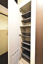 シューズボックス