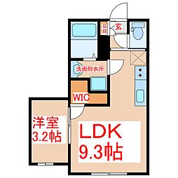 LUSSO 1LDKの間取図画像