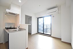 ソレイル鴨池 3階1DKのリビング/ダイニング