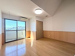 Ｓｔｕｆｆ01 3階1Kのリビング/ダイニング