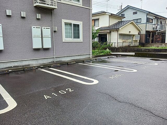 3 / 3