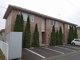 レディーバード　ピュア  ｜ 長野県松本市筑摩１丁目（賃貸一戸建3LDK・1階・81.94㎡） その1