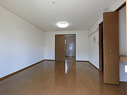 リヴェール　Ａ/Ｂ A102 1階3LDKのリビング/ダイニング