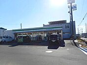 コンビニ「ファミリーマート　松本岡田店まで1230m」