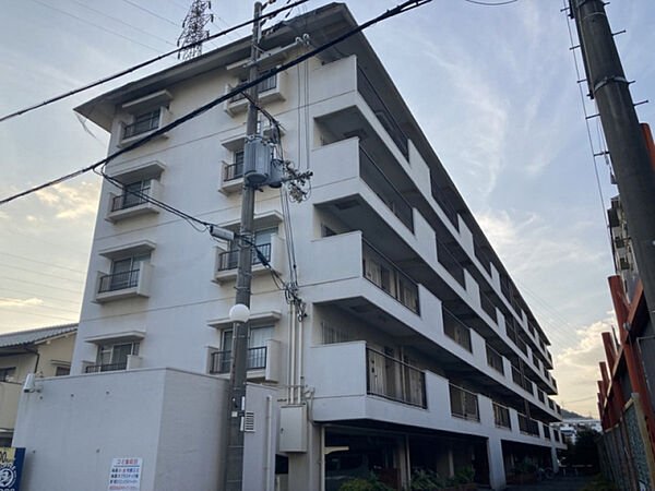 ビラ土山 ｜兵庫県姫路市土山5丁目(賃貸マンション1LDK・4階・57.81㎡)の写真 その1