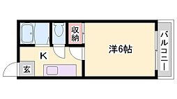 キューブM&M 1階