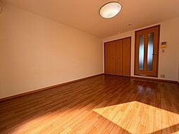 ラッフィナート・カーサ 2階1Kのリビング/ダイニング