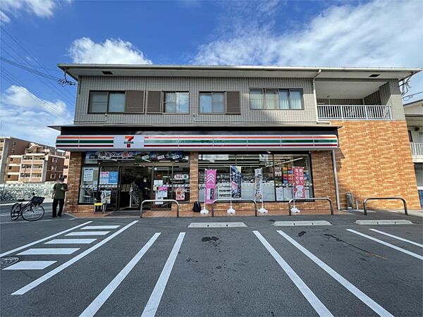 画像17:セブンイレブン 枚方津田駅前店（210m）