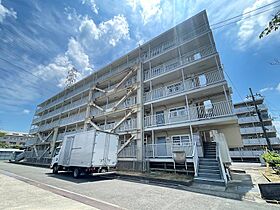 ビレッジハウス春日I  ｜ 大阪府枚方市春日東町２丁目（賃貸マンション2K・3階・28.98㎡） その1