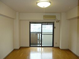 十一屋ブラウンシュガービル 4階1Kの室内