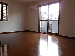 ラミアカーサお花茶屋 101 1階2LDKのリビング/ダイニング