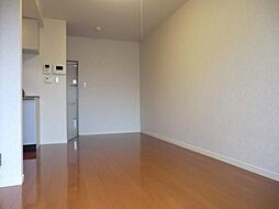 JR常磐線 亀有駅 徒歩10分の賃貸マンション 1階ワンルームのリビング/ダイニング