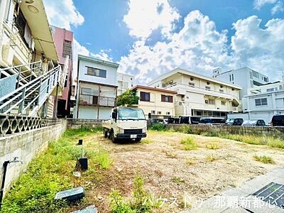 外観：【新登場】那覇市西1丁目！土地面積162.71坪・商業用途地域・建築条件なし♪