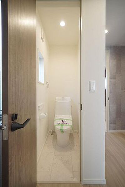 トイレを拡大表示