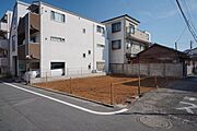 更地の状態ですのですぐに建築が始められます。土地の状況や隣地との境界が事前に確認できて安心です。