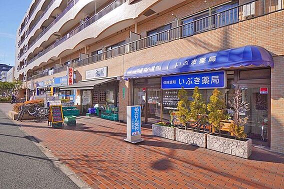 【1階テナント...