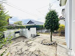 愛西市赤目町海用 庭