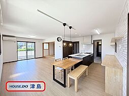 津島市宮川町1丁目 リビング