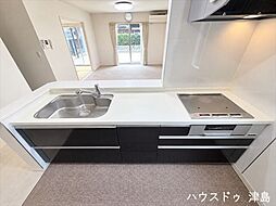 愛西市北一色町西田面:キッチン