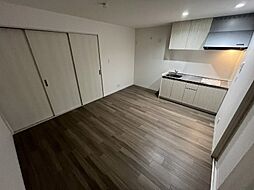 近鉄難波線 布施駅 徒歩12分の賃貸アパート 3階1LDKのリビング/ダイニング