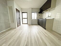 ファミリーマンション陽気館 3階3LDKのリビング/ダイニング