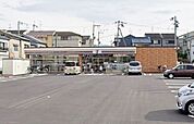 セブンイレブン東大阪吉松2丁目店 39m