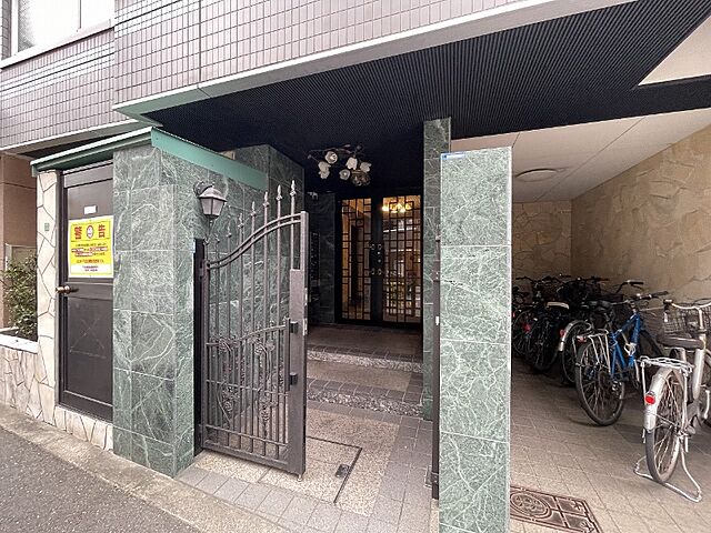 エントランス