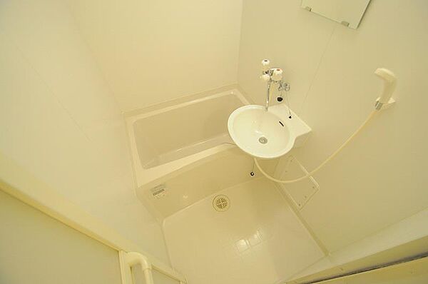 画像12:浴室乾燥機付きのお風呂