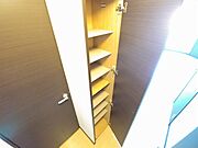 玄関：靴箱収納