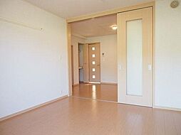 オワゾー・ブルーＢ 103 1階2DKのリビング/ダイニング