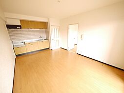 エルザサンリバー戸畑 8階2DKのリビング/ダイニング