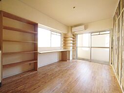 和光第二ビル 2階1LDKのリビング/ダイニング