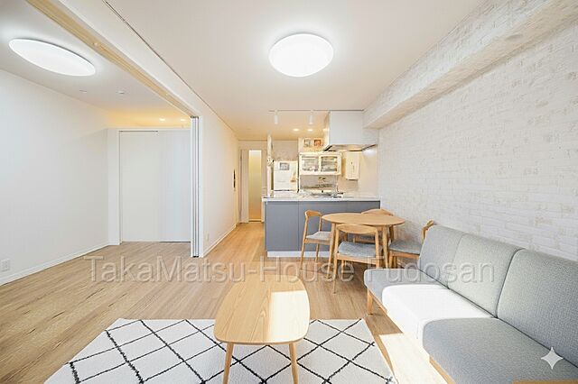 リビング/ダイニング シャンボール第二都立大 2階/-