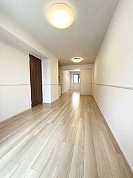 エアリーガーデンSD　β 102 1階1LDKのリビング/ダイニング