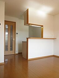 メゾン・ドゥ・シャルマン弐番館 202 2階1LDKのリビング/ダイニング