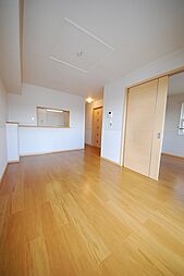 グランドヒルズC 203 2階2LDKのリビング/ダイニング