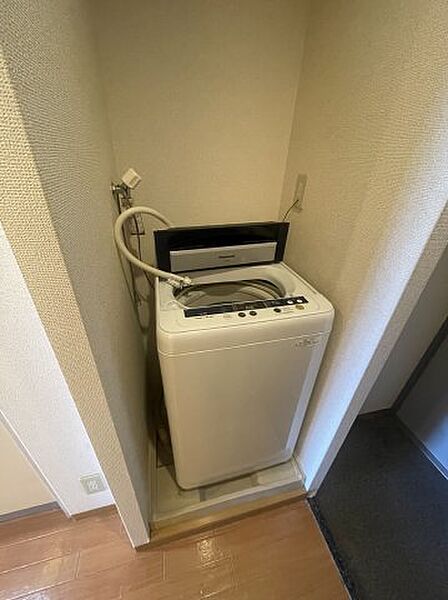 画像8:室内洗濯機置場です