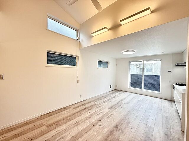 リビング/ダイニング 府中市紅葉丘1丁目