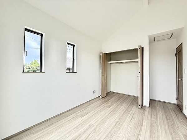 寝室を拡大表示