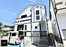外観：1号棟  ■暮らしを彩る充実した設備仕様が備わった住まい