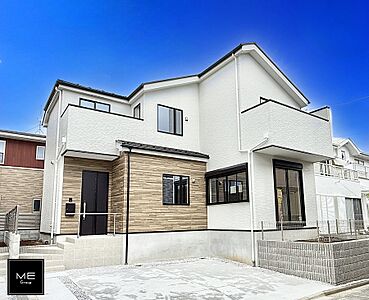 外観:2号棟 ■暮らしを彩る充実した設備仕様が備わった住まい 外観:2号棟 ■暮らしを彩る充実した設備仕様が備わった住まい