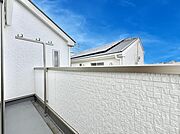 2号棟  ■ 季節の移ろいを感じられる開放的な空間です