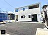 外観：2号棟  ■暮らしを彩る充実した設備仕様が備わった住まい