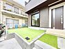 その他：A号棟  ■暮らしに潤いを与える、緑が取り入れられた住まいです
