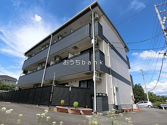 Y’sリンピアリヴ_トップ画像