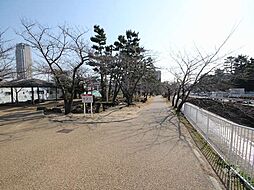 石屋川公園まで徒歩2分!