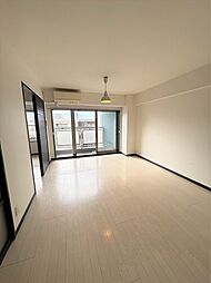 TS東大井ハイム 503 5階1LDKのリビング/ダイニング