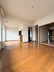 パールコート桑園中央弐番館 10階4LDKのリビング/ダイニング