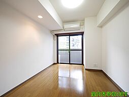 都営大江戸線 牛込柳町駅 徒歩2分の賃貸マンション 2階ワンルームのリビング/ダイニング