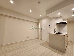 東京メトロ千代田線 代々木上原駅 徒歩13分の賃貸マンション 1階1LDKのリビング/ダイニング